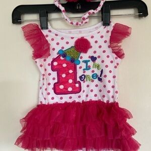 Kid, Topia, 9/12 months 100% cotton onesie dress with matching hat I am one